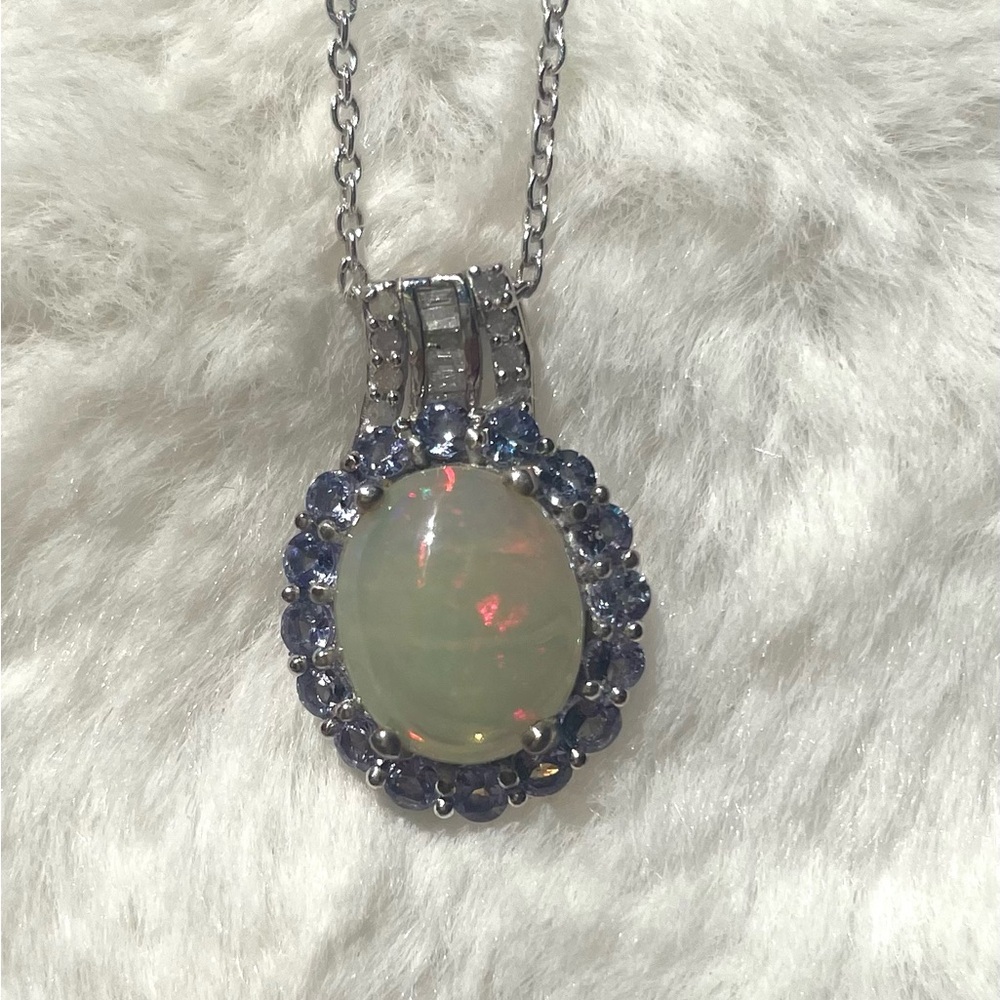 Vintage Silver and Purple Necklace
